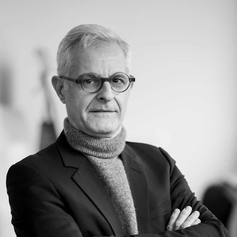 CBI portrait photo 4 - Alain Bujak